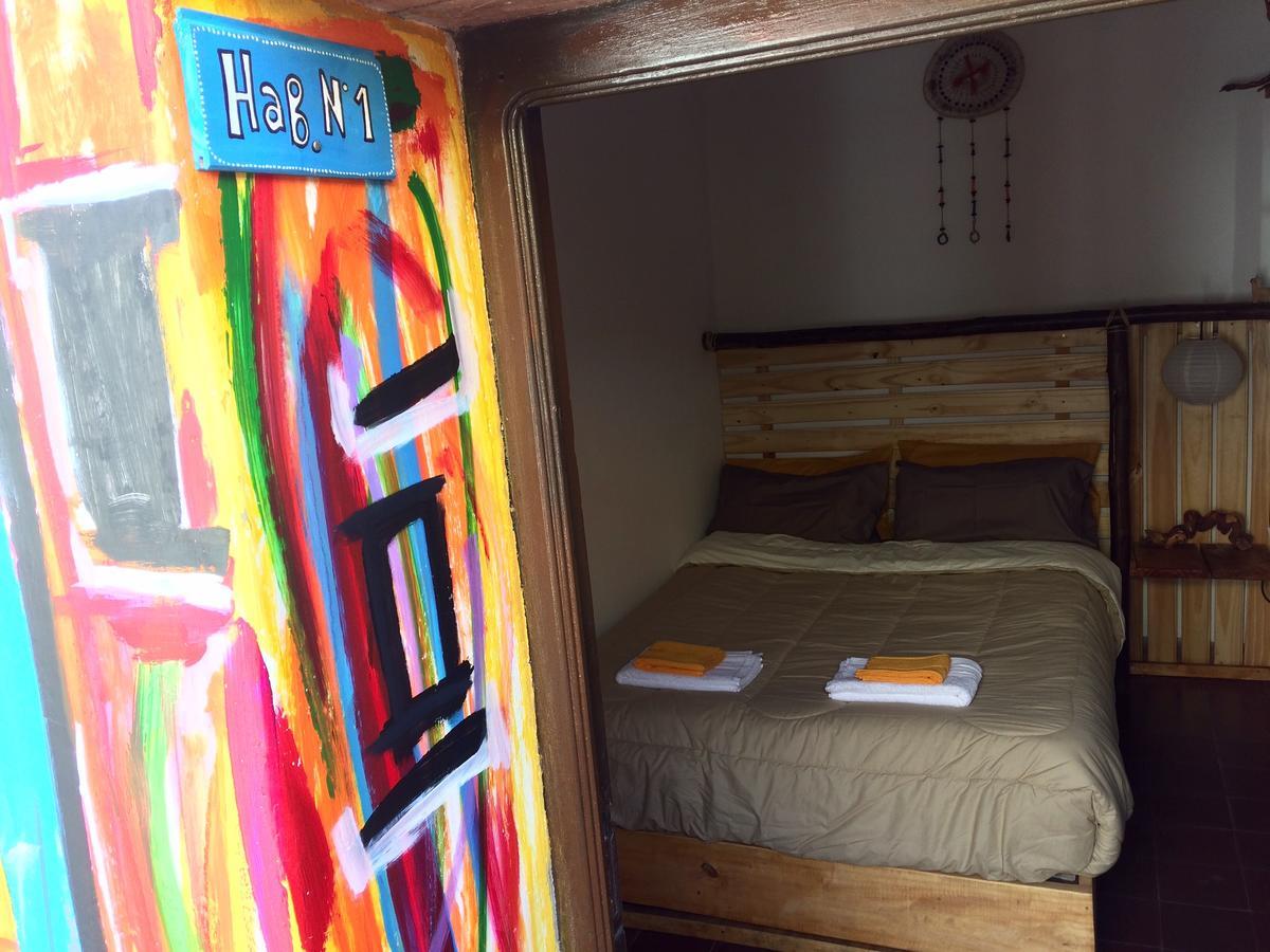 La Puerta Verde Hostel & Bar 우마우아카 외부 사진